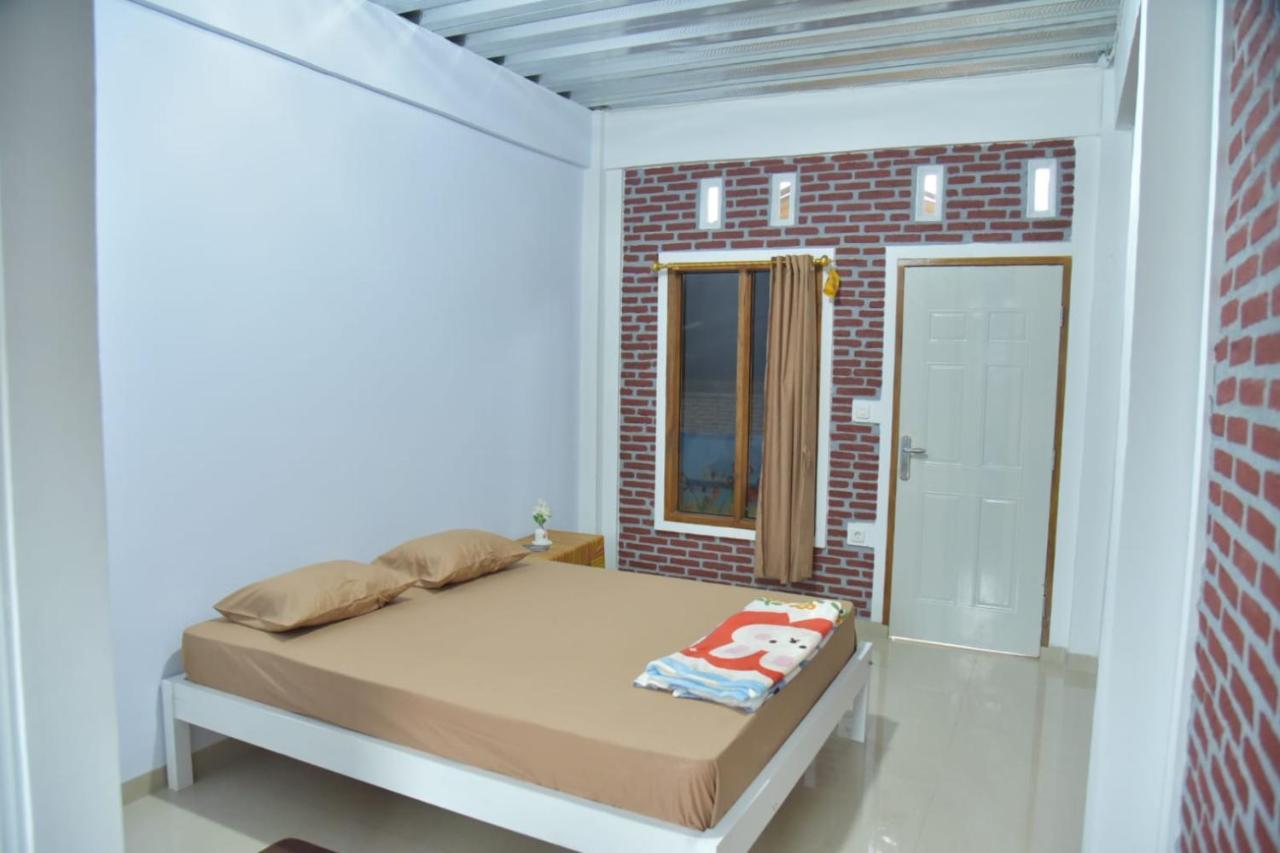 Toraja Dannari Homestay Рантепао Экстерьер фото